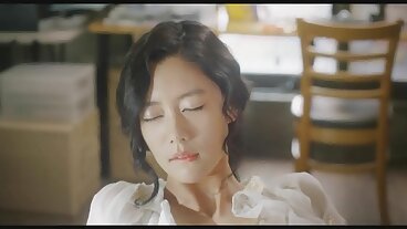 લેટિના મમ્મી તેના સાવકા પુત્રને લલચાવી સેકસી બીપી ગુજરાતી વીડીયો રહી છે