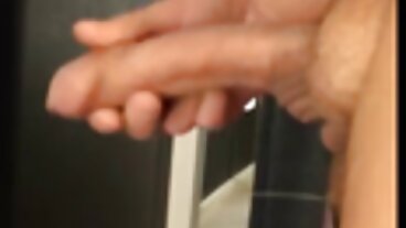 નેર્ડી એમ્બર સ્ટોન તેણીનો પ્રથમ ત્રીપલ એક્સ સેકસી બીપી વીડીયો કાળો ટોટી લે છે