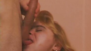 બિઝનેસ વુમન સોનેરી બાંધે છે - અને બીબીસીને આમંત્રણ આપે બીપી વીડીયો સેકસી ગુજરાતી છે