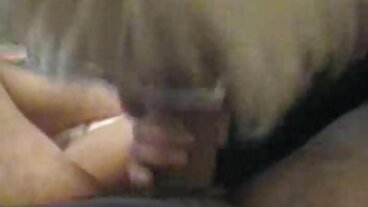 નાનું ગૌરવર્ણ બાળક એલ્સા તેની ચુતને ગુજરાતી બીપી વીડીયો સેકસી મોટા કાળા માંસથી ભરે છે