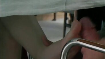 સુંદર લેટિના તેના પ્રથમ કાસ્ટિંગ પર કપડાં ઉતારતી અને ઇંગ્લીશ સેકસી બીપી વીડીયો વાહિયાત કરતી