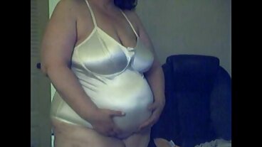 મમ્મીઝ ગર્લ: એશિયન-અમેરિકન સાવકી બહેન પોર્નએચડી પર બીપી સેકસી વીડીયો ઓપન મમ્મીની ચુત શેર કરે છે